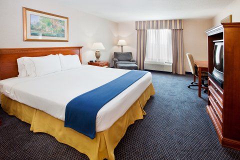 Express & Grand Rapids-north By Ihg Walker